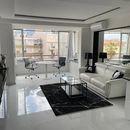 Ibis Croisette * Cannes