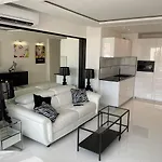 Est Residence Croisette شقة