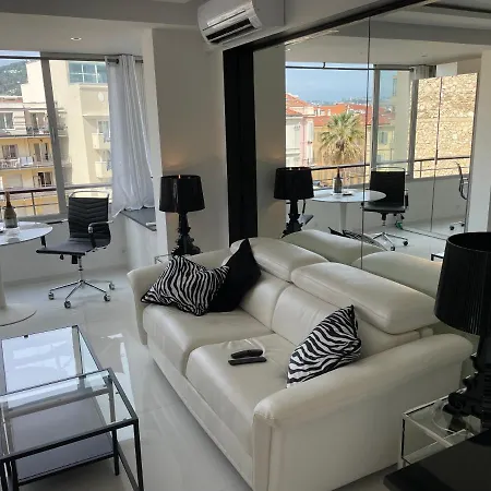 شقة Ibis Croisette