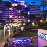 Appartement Ibis Croisette *